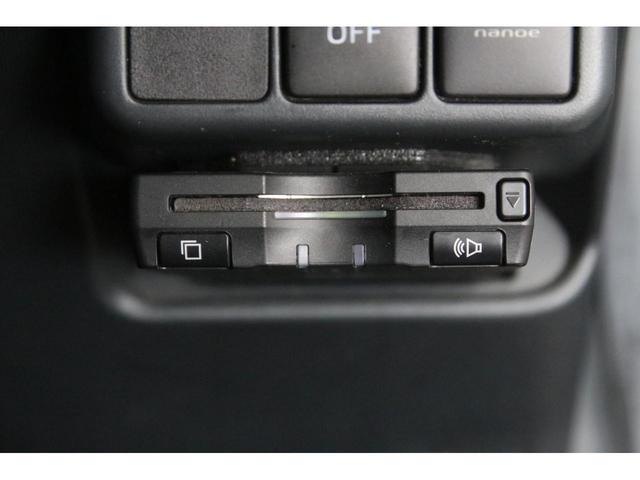 アクア Ｇ　スマートキー＆プッシュスタート　シートヒーター　禁煙　純正ＨＤＤナビ　フルセグＴＶ　ＢＴ接続　Ｂカメラ　ＥＴＣ　オートエアコン　オートライト　純正１５インチホイール　純正フロアマット　パワーウィンドウ（11枚目）