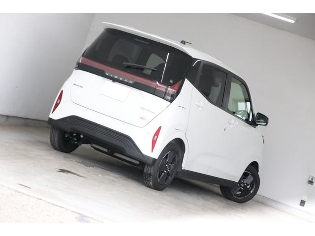 サクラ Ｘ　１２セグ　メーカー保証令和１１年３月まで　純正９型ディスプレイ　全方位カメラ　エマージェンシーブレーキ　フロント＆バックソナー　急速充電　電動パーキングブレーキ　純正１４インチＡＷ　オートエアコン（12枚目）