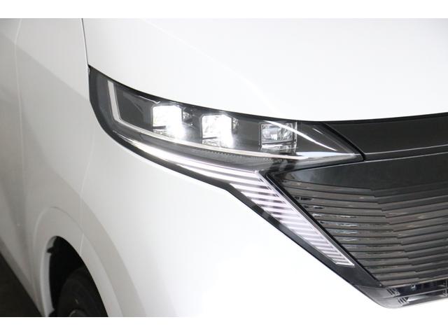 サクラ Ｘ　１２セグ　メーカー保証令和１１年３月まで　純正９型ディスプレイ　全方位カメラ　エマージェンシーブレーキ　フロント＆バックソナー　急速充電　電動パーキングブレーキ　純正１４インチＡＷ　オートエアコン（30枚目）
