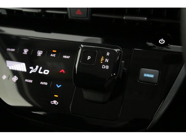 サクラ Ｘ　１２セグ　メーカー保証令和１１年３月まで　純正９型ディスプレイ　全方位カメラ　エマージェンシーブレーキ　フロント＆バックソナー　急速充電　電動パーキングブレーキ　純正１４インチＡＷ　オートエアコン（50枚目）