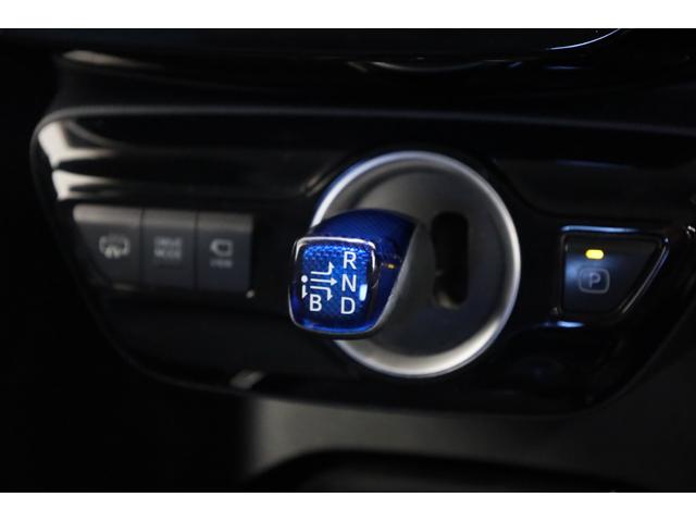 プリウスPHV Sセーフティパッケージ 後期型5人乗り モデリスタフルエアロ 純正9型SDナビ 全方位カメラ 禁煙車 セーフティセンス ICS BSM LEDヘッドライト レオニン18インチAW レーダークルコン ETC 純正ラゲージトレイ(55枚目)