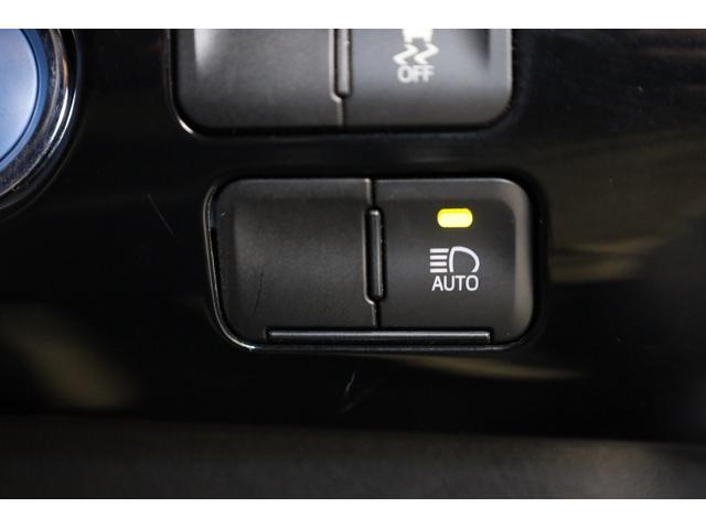 プリウスPHV Sセーフティパッケージ 後期型5人乗り モデリスタフルエアロ 純正9型SDナビ 全方位カメラ 禁煙車 セーフティセンス ICS BSM LEDヘッドライト レオニン18インチAW レーダークルコン ETC 純正ラゲージトレイ(66枚目)