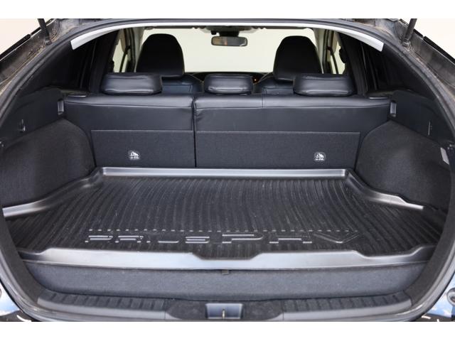 プリウスPHV Sセーフティパッケージ 後期型5人乗り モデリスタフルエアロ 純正9型SDナビ 全方位カメラ 禁煙車 セーフティセンス ICS BSM LEDヘッドライト レオニン18インチAW レーダークルコン ETC 純正ラゲージトレイ(69枚目)