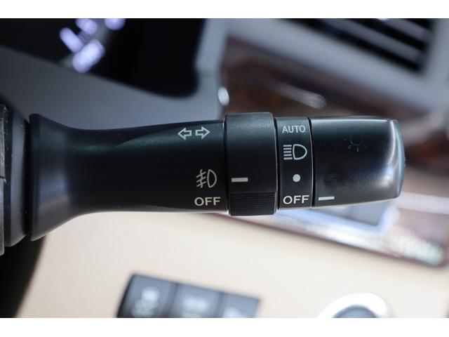 ヴェルファイア ２．４Ｘ　両側電動スライドドア　禁煙車　純正８型ＨＤＤナビ　ＢＴ接続　バックカメラ　クリアランスソナー　左右独立ＡＡＣ　リヤＡＡＣ　ＨＩＤヘッドライト　オートライト　純正１６インチＡＷ　ＥＴＣ　純正フロアマット（10枚目）