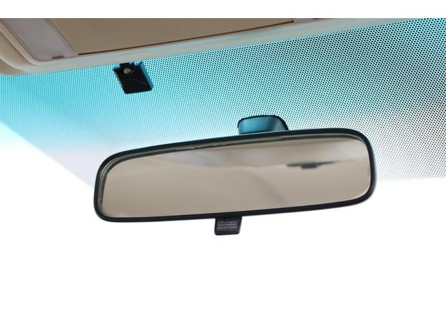 ヴェルファイア ２．４Ｘ　両側電動スライドドア　禁煙車　純正８型ＨＤＤナビ　ＢＴ接続　バックカメラ　クリアランスソナー　左右独立ＡＡＣ　リヤＡＡＣ　ＨＩＤヘッドライト　オートライト　純正１６インチＡＷ　ＥＴＣ　純正フロアマット（67枚目）