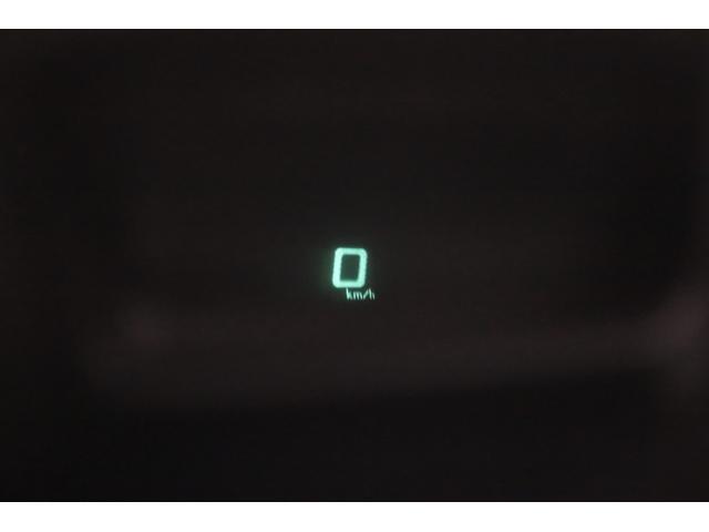 プリウス Ｇツーリングセレクションレザーパッケージ　後期型　本革シート　プリクラッシュセーフティ　ＨＵＤ　タッチトレーサーディスプレイ　クリアランスソナー　純正ＨＤＤナビ　Ｂカメラ　純正１７インチＡＷ　　パワーシート　シートヒーター　ＬＥＤヘッドライト（8枚目）
