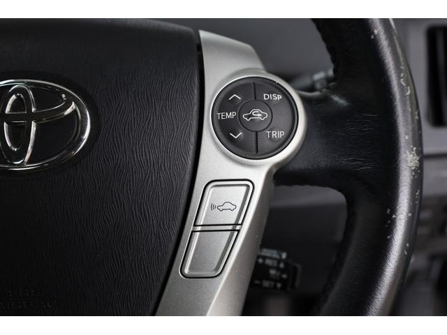 プリウス Ｇツーリングセレクションレザーパッケージ　後期型　本革シート　プリクラッシュセーフティ　ＨＵＤ　タッチトレーサーディスプレイ　クリアランスソナー　純正ＨＤＤナビ　Ｂカメラ　純正１７インチＡＷ　　パワーシート　シートヒーター　ＬＥＤヘッドライト（61枚目）