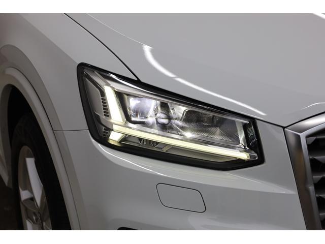 Ｑ２ ３５ＴＦＳＩシリンダーオンデマンドスポーツ　ユーザー下取車　アウディプレセンスフロント　純正８．３型ディスプレイ　Ｂカメラ　クリアランスソナー　左右独立ＡＡＣ　電動ＰＫＧ　純正１７インチＡＷ　パワーバックドア　ＬＥＤヘッドライト　オートライト（30枚目）