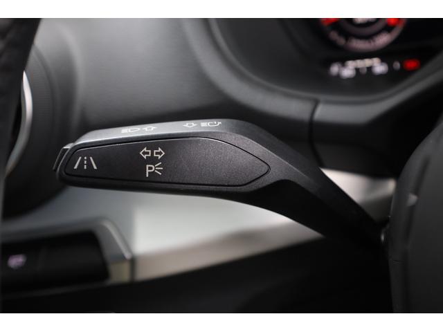 Ｑ２ ３５ＴＦＳＩシリンダーオンデマンドスポーツ　ユーザー下取車　アウディプレセンスフロント　純正８．３型ディスプレイ　Ｂカメラ　クリアランスソナー　左右独立ＡＡＣ　電動ＰＫＧ　純正１７インチＡＷ　パワーバックドア　ＬＥＤヘッドライト　オートライト（64枚目）