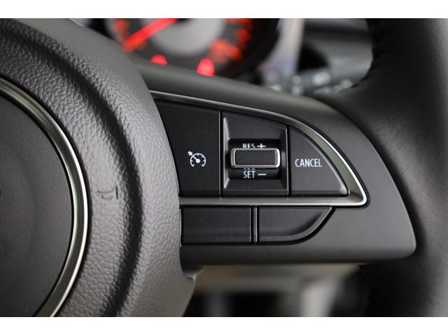 ジムニー ＸＣ　登録済未使用車　４ＷＤ　デュアルセンサーブレーキサポート　５速ＭＴ＆トランスファー　障害物ソナー　ヒート付ミラー　スマートキー＆プッシュスタート　純正１６インチＡＷ　シートヒーター　純正フロアマット付（8枚目）