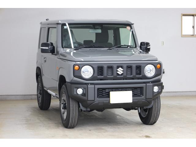 ジムニー ＸＣ　登録済未使用車　４ＷＤ　デュアルセンサーブレーキサポート　５速ＭＴ＆トランスファー　障害物ソナー　ヒート付ミラー　スマートキー＆プッシュスタート　純正１６インチＡＷ　シートヒーター　純正フロアマット付（21枚目）