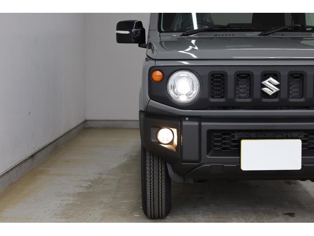 ジムニー ＸＣ　登録済未使用車　４ＷＤ　デュアルセンサーブレーキサポート　５速ＭＴ＆トランスファー　障害物ソナー　ヒート付ミラー　スマートキー＆プッシュスタート　純正１６インチＡＷ　シートヒーター　純正フロアマット付（28枚目）