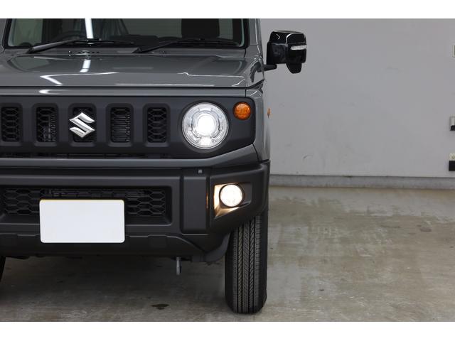 ジムニー ＸＣ　登録済未使用車　４ＷＤ　デュアルセンサーブレーキサポート　５速ＭＴ＆トランスファー　障害物ソナー　ヒート付ミラー　スマートキー＆プッシュスタート　純正１６インチＡＷ　シートヒーター　純正フロアマット付（29枚目）
