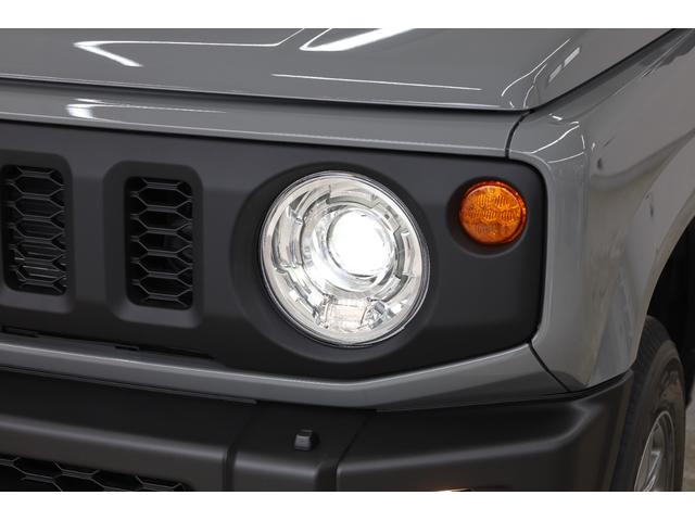 ジムニー ＸＣ　登録済未使用車　４ＷＤ　デュアルセンサーブレーキサポート　５速ＭＴ＆トランスファー　障害物ソナー　ヒート付ミラー　スマートキー＆プッシュスタート　純正１６インチＡＷ　シートヒーター　純正フロアマット付（31枚目）