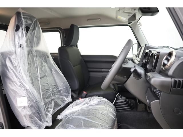 ジムニー ＸＣ　登録済未使用車　４ＷＤ　デュアルセンサーブレーキサポート　５速ＭＴ＆トランスファー　障害物ソナー　ヒート付ミラー　スマートキー＆プッシュスタート　純正１６インチＡＷ　シートヒーター　純正フロアマット付（42枚目）