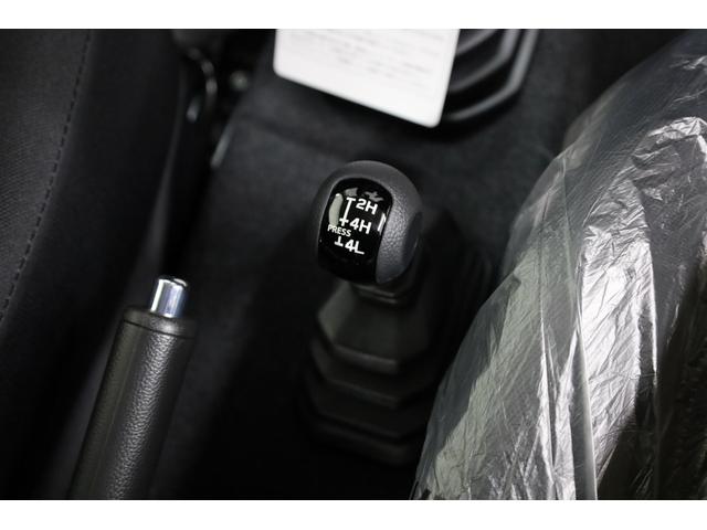 ジムニー ＸＣ　登録済未使用車　４ＷＤ　デュアルセンサーブレーキサポート　５速ＭＴ＆トランスファー　障害物ソナー　ヒート付ミラー　スマートキー＆プッシュスタート　純正１６インチＡＷ　シートヒーター　純正フロアマット付（54枚目）