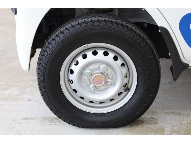 ミニキャブＥＶ ＣＤ　２０．０ｋＷｈ　２シーター　Ｕ６９モデル　ワンオーナー　残存率測定　ｅ－Ａｓｓｉｓｔ　リヤパーキングセンサー　普通・急速充電　キーレスキー　禁煙車　全席シートヒーター　オートライト　パワーウインドウ　ＡＣ１５００Ｗ　純正マット（14枚目）