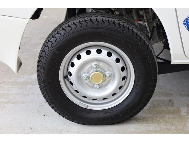 ミニキャブＥＶ ＣＤ　２０．０ｋＷｈ　２シーター　Ｕ６９モデル　ワンオーナー　残存率測定　ｅ－Ａｓｓｉｓｔ　リヤパーキングセンサー　普通・急速充電　キーレスキー　禁煙車　全席シートヒーター　オートライト　パワーウインドウ　ＡＣ１５００Ｗ　純正マット（40枚目）