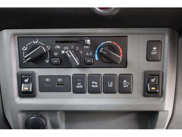 ミニキャブＥＶ ＣＤ　２０．０ｋＷｈ　２シーター　Ｕ６９モデル　ワンオーナー　残存率測定　ｅ－Ａｓｓｉｓｔ　リヤパーキングセンサー　普通・急速充電　キーレスキー　禁煙車　全席シートヒーター　オートライト　パワーウインドウ　ＡＣ１５００Ｗ　純正マット（53枚目）