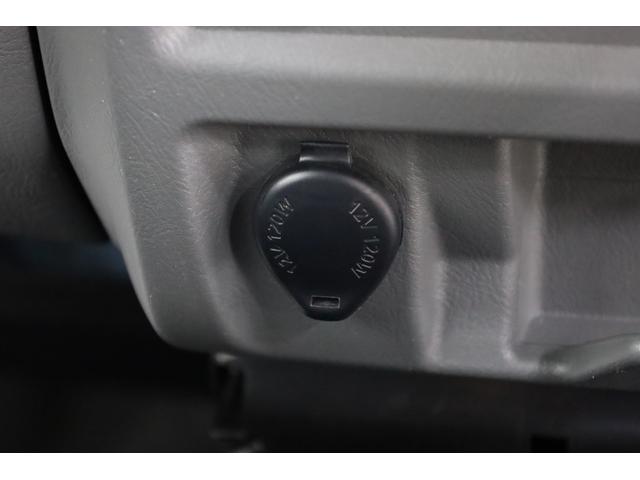 ミニキャブＥＶ ＣＤ　２０．０ｋＷｈ　２シーター　Ｕ６９モデル　ワンオーナー　残存率測定　ｅ－Ａｓｓｉｓｔ　リヤパーキングセンサー　普通・急速充電　キーレスキー　禁煙車　全席シートヒーター　オートライト　パワーウインドウ　ＡＣ１５００Ｗ　純正マット（54枚目）