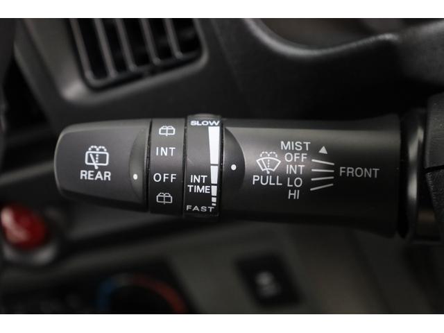 ミニキャブＥＶ ＣＤ　２０．０ｋＷｈ　２シーター　Ｕ６９モデル　ワンオーナー　残存率測定　ｅ－Ａｓｓｉｓｔ　リヤパーキングセンサー　普通・急速充電　キーレスキー　禁煙車　全席シートヒーター　オートライト　パワーウインドウ　ＡＣ１５００Ｗ　純正マット（58枚目）