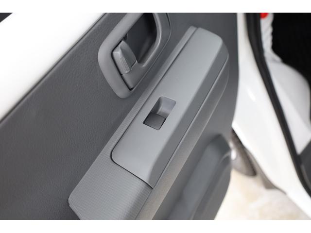 ミニキャブＥＶ ＣＤ　２０．０ｋＷｈ　２シーター　Ｕ６９モデル　ワンオーナー　残存率測定　ｅ－Ａｓｓｉｓｔ　リヤパーキングセンサー　普通・急速充電　キーレスキー　禁煙車　全席シートヒーター　オートライト　パワーウインドウ　ＡＣ１５００Ｗ　純正マット（61枚目）