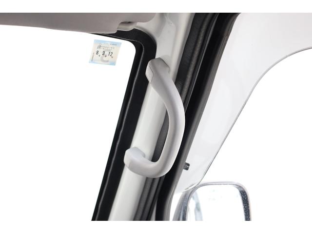 ミニキャブＥＶ ＣＤ　２０．０ｋＷｈ　２シーター　Ｕ６９モデル　ワンオーナー　残存率測定　ｅ－Ａｓｓｉｓｔ　リヤパーキングセンサー　普通・急速充電　キーレスキー　禁煙車　全席シートヒーター　オートライト　パワーウインドウ　ＡＣ１５００Ｗ　純正マット（67枚目）