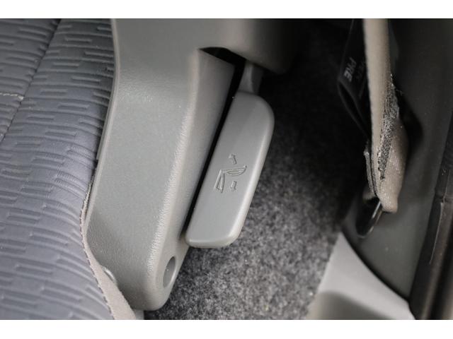 ミニキャブＥＶ ＣＤ　２０．０ｋＷｈ　２シーター　Ｕ６９モデル　ワンオーナー　残存率測定　ｅ－Ａｓｓｉｓｔ　リヤパーキングセンサー　普通・急速充電　キーレスキー　禁煙車　全席シートヒーター　オートライト　パワーウインドウ　ＡＣ１５００Ｗ　純正マット（70枚目）