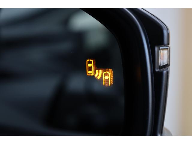 プリウス G 登録済未使用車 純正8インチディスプレイ バックカメラ セーフティセンス インテリジェントクリアランスソナー ブラインドスポットモニター 純正19インチAW シートヒーター AC1500W 電動PKB(7枚目)