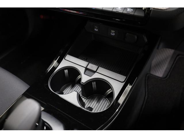 プリウス G 登録済未使用車 純正8インチディスプレイ バックカメラ セーフティセンス インテリジェントクリアランスソナー ブラインドスポットモニター 純正19インチAW シートヒーター AC1500W 電動PKB(51枚目)