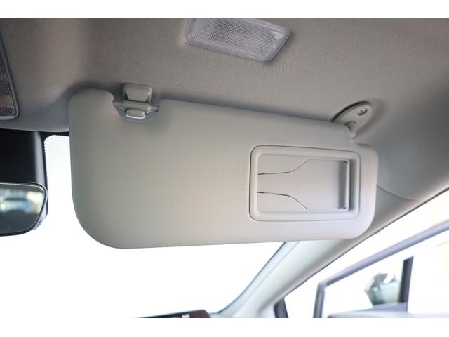 プリウス G 登録済未使用車 純正8インチディスプレイ バックカメラ セーフティセンス インテリジェントクリアランスソナー ブラインドスポットモニター 純正19インチAW シートヒーター AC1500W 電動PKB(70枚目)