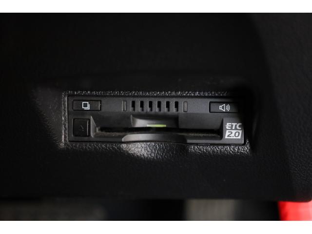 プリウス Ａツーリングセレクション　ユーザー下取車　純正９型ＳＤナビ　ＢＴ接続　バックカメラ　禁煙車　セーフティセンス　インテリジェントクリアランスソナー　純正１７インチツーリングＡＷ　ＢＳＭ　ＨＵＤ　パワーシート　シートヒーター（69枚目）