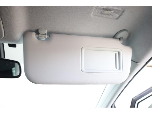 プリウス Ａツーリングセレクション　ユーザー下取車　純正９型ＳＤナビ　ＢＴ接続　バックカメラ　禁煙車　セーフティセンス　インテリジェントクリアランスソナー　純正１７インチツーリングＡＷ　ＢＳＭ　ＨＵＤ　パワーシート　シートヒーター（74枚目）