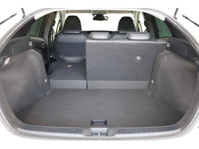 プリウス Ａツーリングセレクション　ユーザー下取車　純正９型ＳＤナビ　ＢＴ接続　バックカメラ　禁煙車　セーフティセンス　インテリジェントクリアランスソナー　純正１７インチツーリングＡＷ　ＢＳＭ　ＨＵＤ　パワーシート　シートヒーター（77枚目）