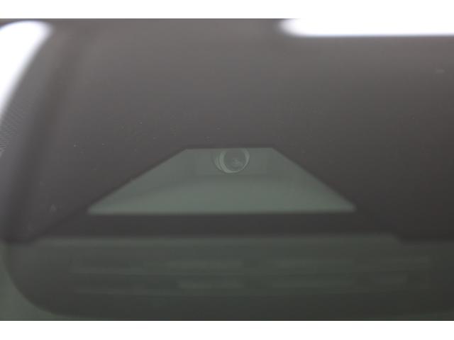 ヤリスクロス ハイブリッドＺ　ユーザー下取車　純正８型ディスプレイ　フルセグＴＶ　全方位カメラ　セーフティセンス　インテリジェントクリアランスソナー　ブラインドスポットモニター　純正１８インチＡＷ　パワーシート　シートヒーター（7枚目）