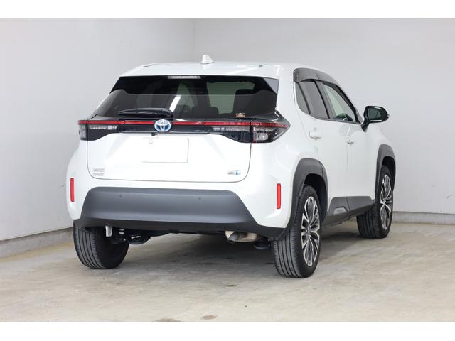 ヤリスクロス ハイブリッドＺ　ユーザー下取車　純正８型ディスプレイ　フルセグＴＶ　全方位カメラ　セーフティセンス　インテリジェントクリアランスソナー　ブラインドスポットモニター　純正１８インチＡＷ　パワーシート　シートヒーター（26枚目）