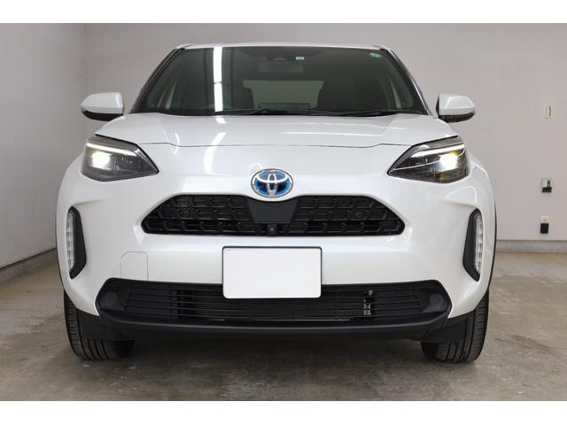 ヤリスクロス ハイブリッドＺ　ユーザー下取車　純正８型ディスプレイ　フルセグＴＶ　全方位カメラ　セーフティセンス　インテリジェントクリアランスソナー　ブラインドスポットモニター　純正１８インチＡＷ　パワーシート　シートヒーター（27枚目）