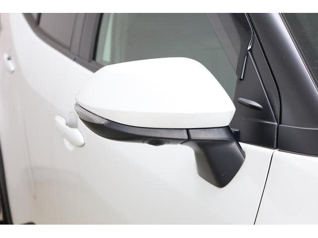 ヤリスクロス ハイブリッドＺ　ユーザー下取車　純正８型ディスプレイ　フルセグＴＶ　全方位カメラ　セーフティセンス　インテリジェントクリアランスソナー　ブラインドスポットモニター　純正１８インチＡＷ　パワーシート　シートヒーター（32枚目）