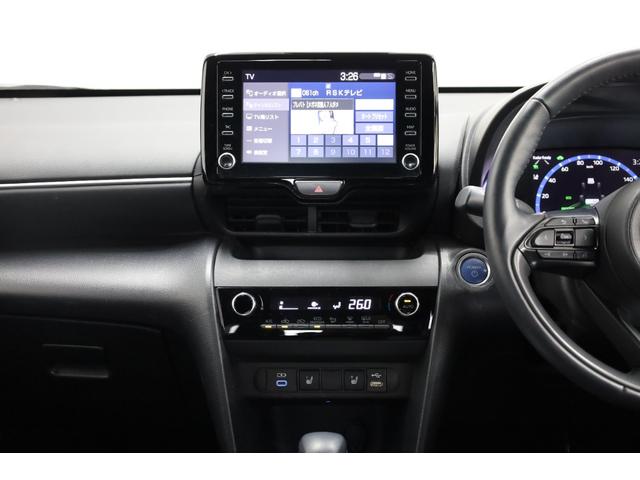 ヤリスクロス ハイブリッドＺ　ユーザー下取車　純正８型ディスプレイ　フルセグＴＶ　全方位カメラ　セーフティセンス　インテリジェントクリアランスソナー　ブラインドスポットモニター　純正１８インチＡＷ　パワーシート　シートヒーター（43枚目）