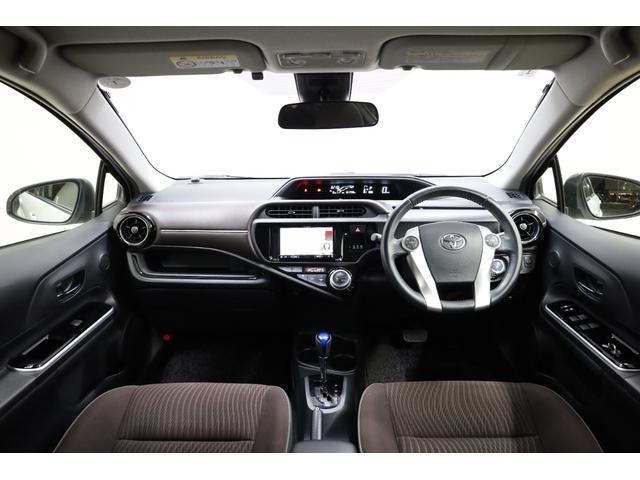 アクア Ｇ　ユーザー下取車　スマートエントリー　セーフティセンス　禁煙車　カロッツェリアメモリーナビ　ＢＴ接続　Ｂカメラ　クルーズコントロール　レーンディパーチャーアラート　ＥＴＣ　オートライト　純正フロアマット（4枚目）