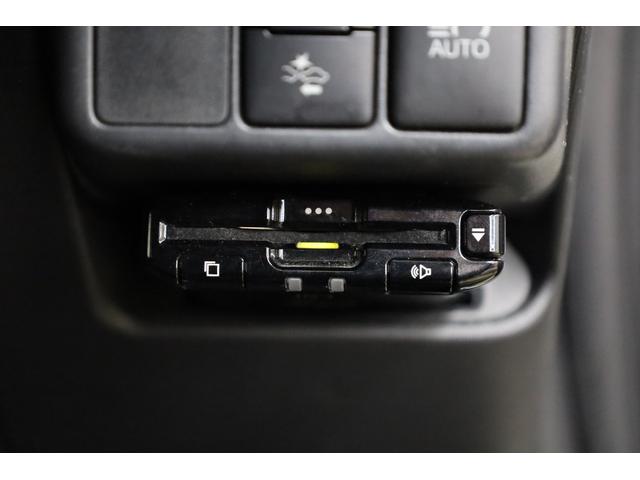 アクア Ｇ　ユーザー下取車　スマートエントリー　セーフティセンス　禁煙車　カロッツェリアメモリーナビ　ＢＴ接続　Ｂカメラ　クルーズコントロール　レーンディパーチャーアラート　ＥＴＣ　オートライト　純正フロアマット（15枚目）