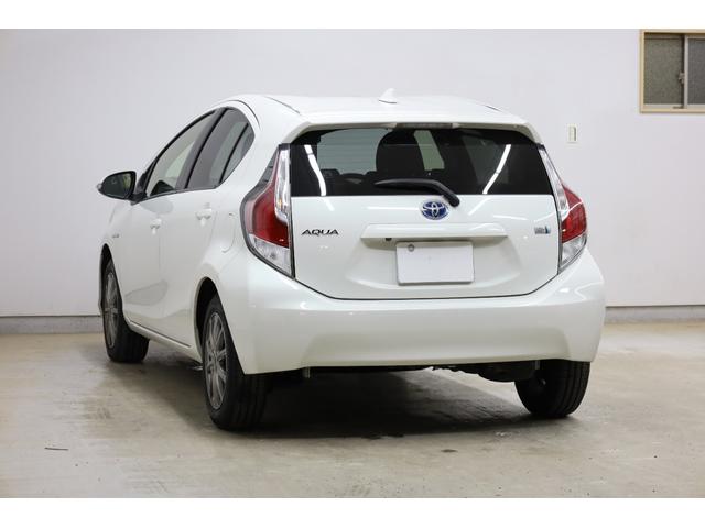 アクア Ｇ　ユーザー下取車　スマートエントリー　セーフティセンス　禁煙車　カロッツェリアメモリーナビ　ＢＴ接続　Ｂカメラ　クルーズコントロール　レーンディパーチャーアラート　ＥＴＣ　オートライト　純正フロアマット（24枚目）