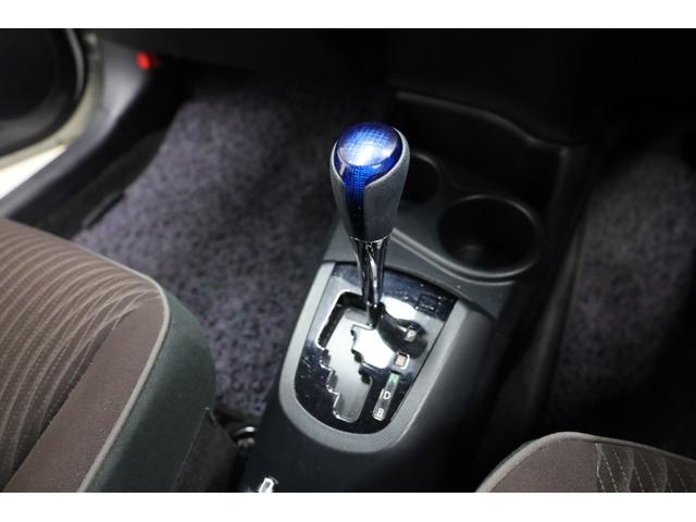 アクア Ｇ　ユーザー下取車　スマートエントリー　セーフティセンス　禁煙車　カロッツェリアメモリーナビ　ＢＴ接続　Ｂカメラ　クルーズコントロール　レーンディパーチャーアラート　ＥＴＣ　オートライト　純正フロアマット（53枚目）