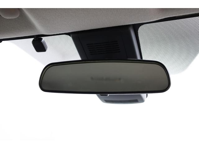 アクア Ｇ　ユーザー下取車　スマートエントリー　セーフティセンス　禁煙車　カロッツェリアメモリーナビ　ＢＴ接続　Ｂカメラ　クルーズコントロール　レーンディパーチャーアラート　ＥＴＣ　オートライト　純正フロアマット（69枚目）