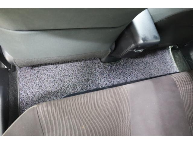 アクア Ｇ　ユーザー下取車　スマートエントリー　セーフティセンス　禁煙車　カロッツェリアメモリーナビ　ＢＴ接続　Ｂカメラ　クルーズコントロール　レーンディパーチャーアラート　ＥＴＣ　オートライト　純正フロアマット（74枚目）