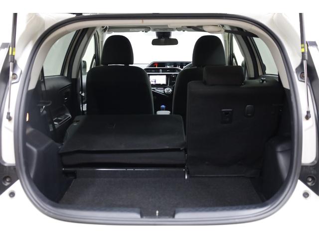 アクア Ｇ　ユーザー下取車　スマートエントリー　セーフティセンス　禁煙車　カロッツェリアメモリーナビ　ＢＴ接続　Ｂカメラ　クルーズコントロール　レーンディパーチャーアラート　ＥＴＣ　オートライト　純正フロアマット（76枚目）