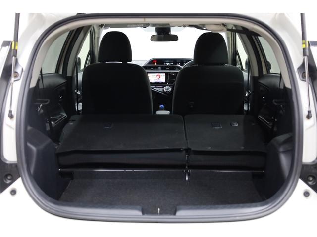 アクア Ｇ　ユーザー下取車　スマートエントリー　セーフティセンス　禁煙車　カロッツェリアメモリーナビ　ＢＴ接続　Ｂカメラ　クルーズコントロール　レーンディパーチャーアラート　ＥＴＣ　オートライト　純正フロアマット（77枚目）