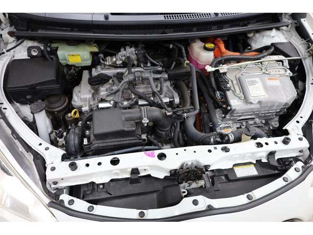 アクア Ｇ　ユーザー下取車　スマートエントリー　セーフティセンス　禁煙車　カロッツェリアメモリーナビ　ＢＴ接続　Ｂカメラ　クルーズコントロール　レーンディパーチャーアラート　ＥＴＣ　オートライト　純正フロアマット（79枚目）