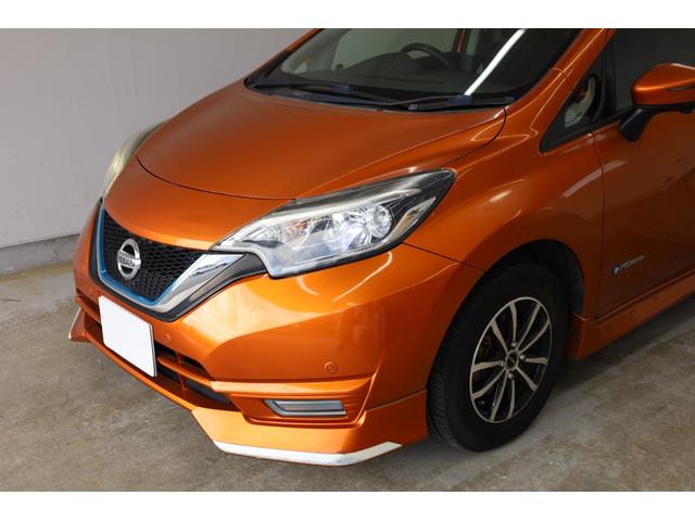 ノート ｅ－パワー　Ｘ　ユーザー下取車　禁煙車　エマージェンシーブレーキ　純正ＳＤナビ　ブルーレイ　アラウンドビューモニター　フロント＆リアソナー　デジタルインナーミラー　インテリジェントキー＆プッシュスタート　ＥＴＣ（13枚目）