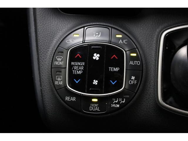 ヴォクシー ハイブリッドＶ　ワンオーナー　アルパイン１０型ＳＤナビ　Ｂカメラ　電動スライドドア　左右独立ＡＡＣ　リヤエアコン　後席サンシェード　シートヒーター　クルーズコントロール　ＥＴＣ　純正１５インチＡＷ　ＬＥＤヘッドライト（6枚目）